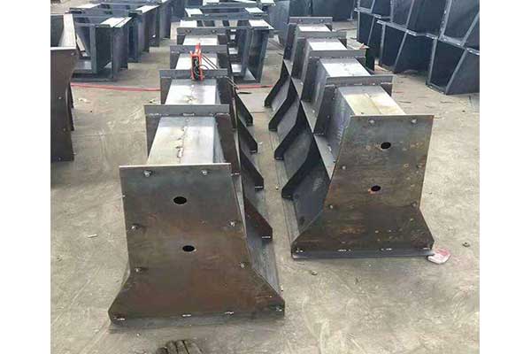 預(yù)制隔離墩模具 預(yù)制隔離墩模具